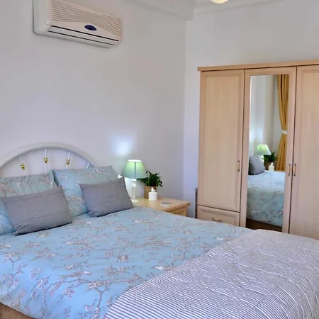 Londra Villa *